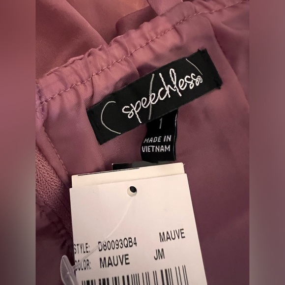 Speechless Mauve Fit & Flare Party Dress – Plunge Mesh Neckline, Size 1, NWT - Picture 5 of 7